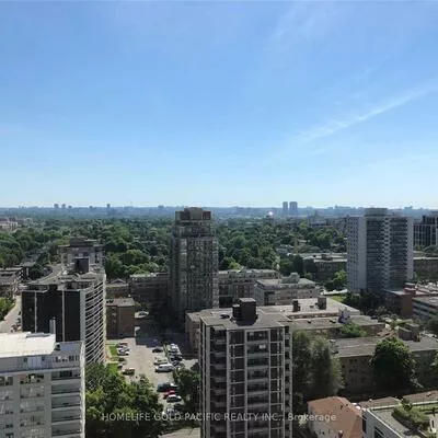 101, Erskine, Mount Pleasant West, Toronto