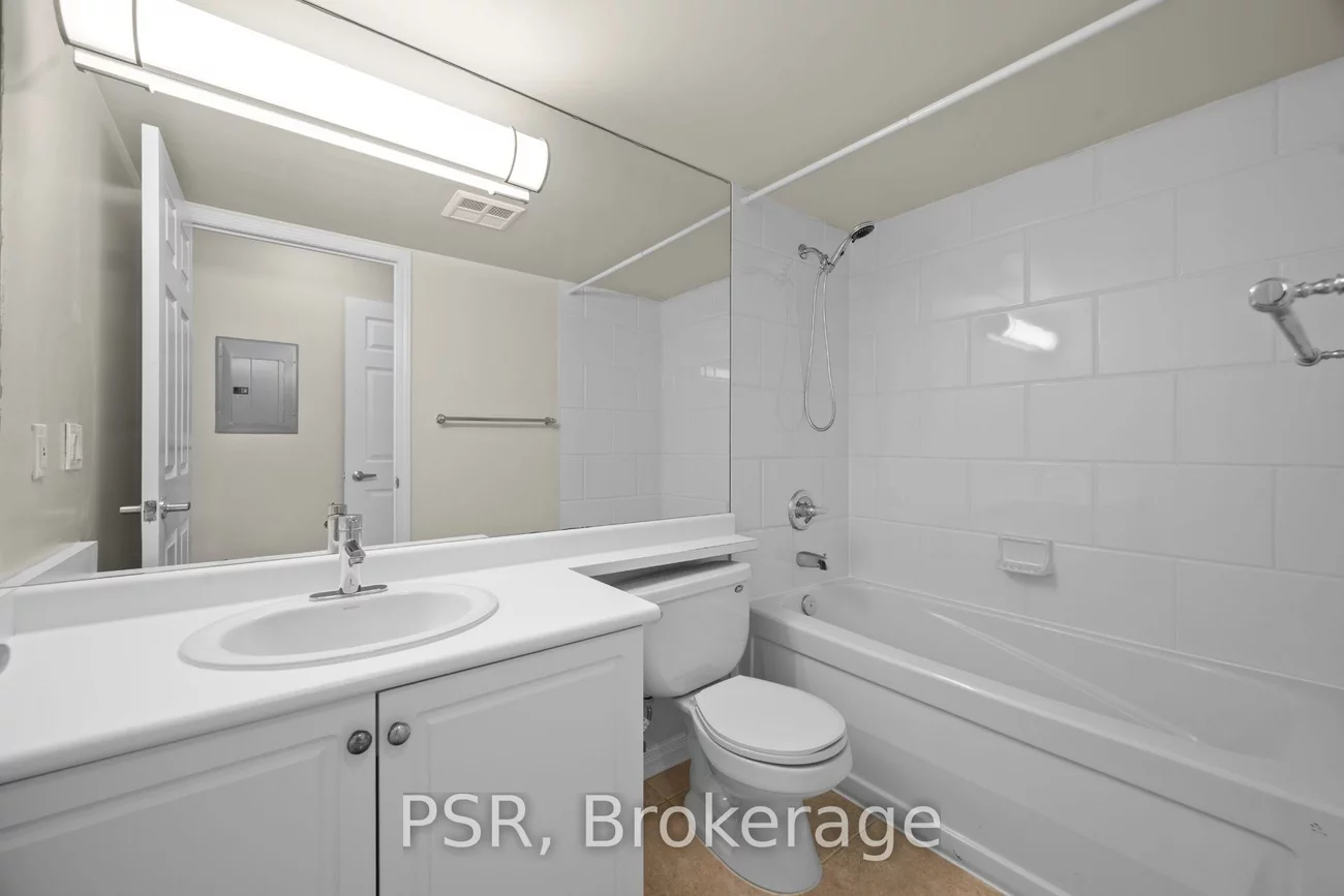 515, Rosewell, Lawrence Park South, Toronto