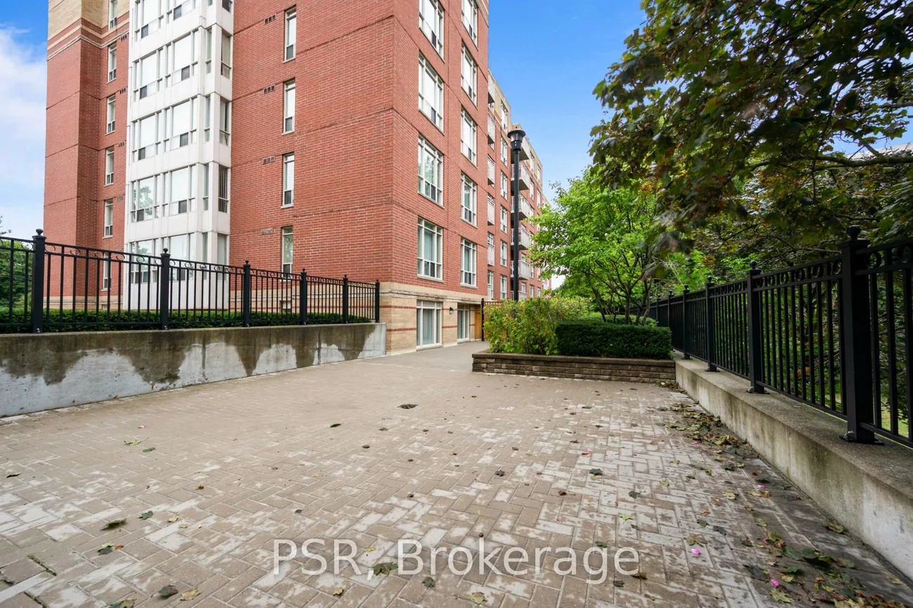 515, Rosewell, Lawrence Park South, Toronto