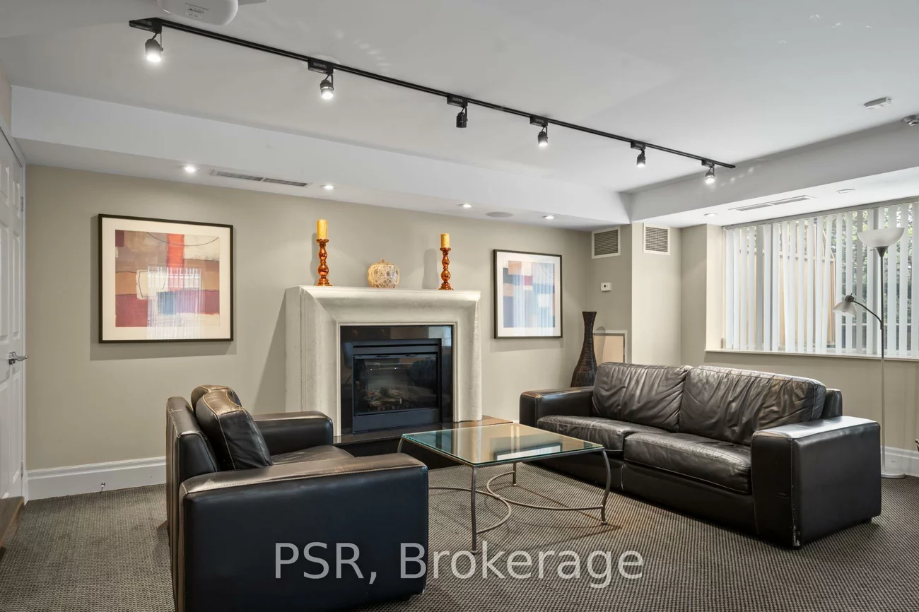515, Rosewell, Lawrence Park South, Toronto