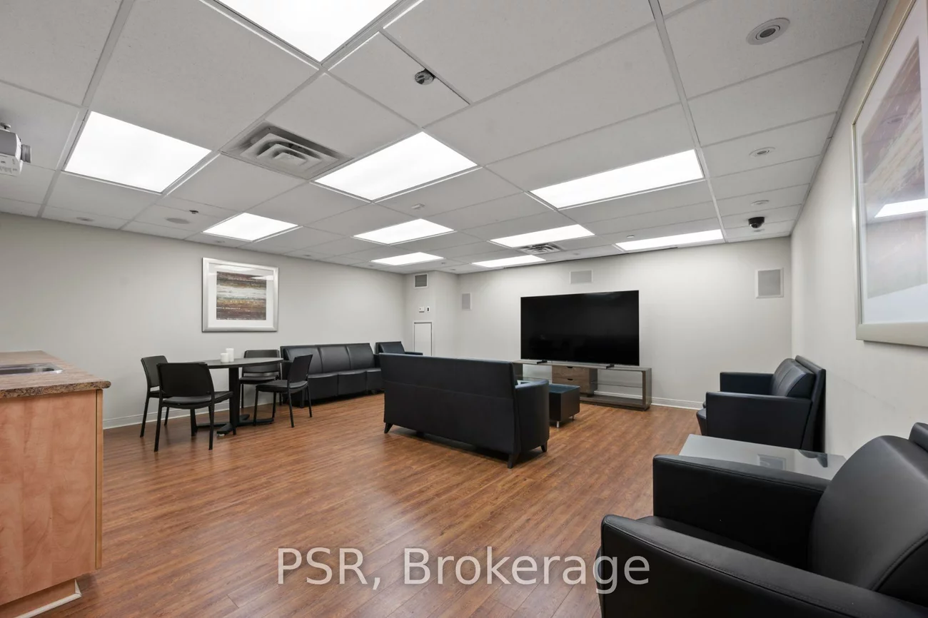 515, Rosewell, Lawrence Park South, Toronto