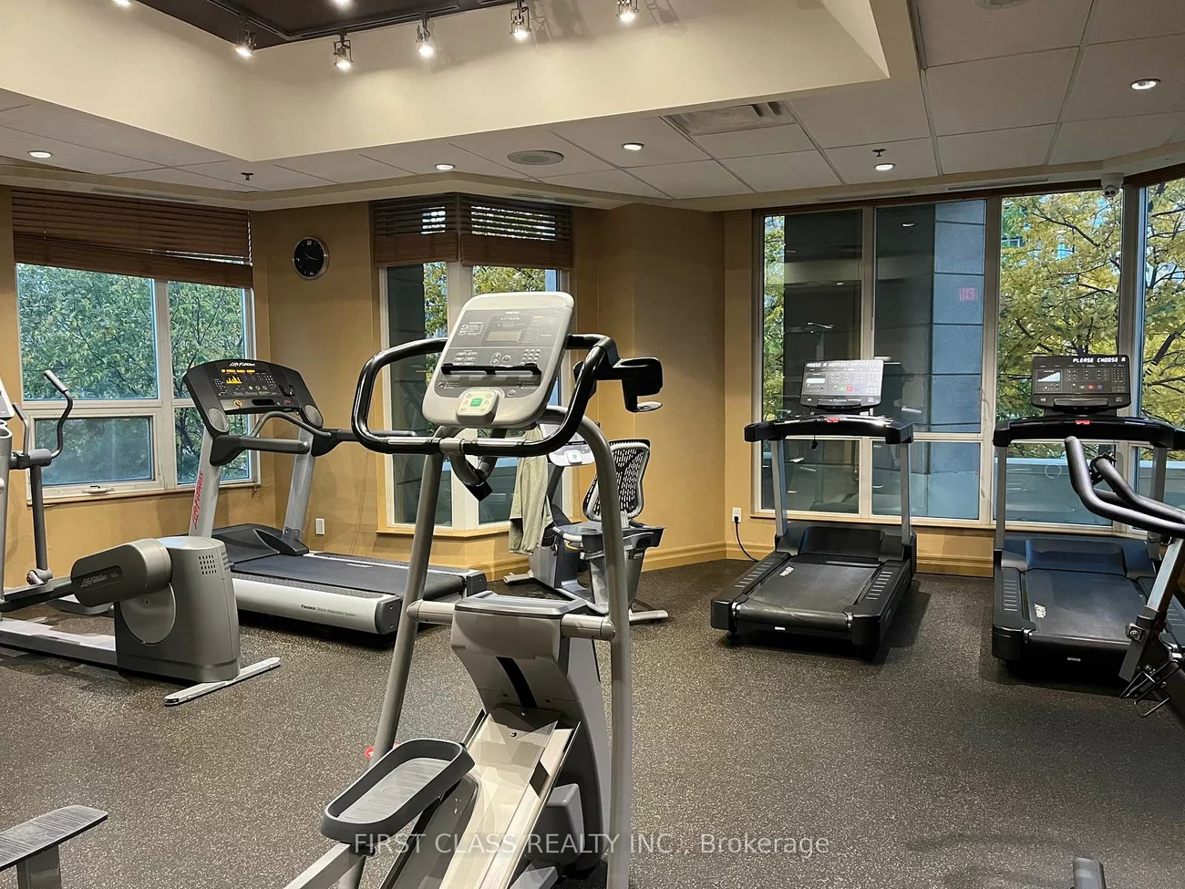 60, Byng, Willowdale East, Toronto