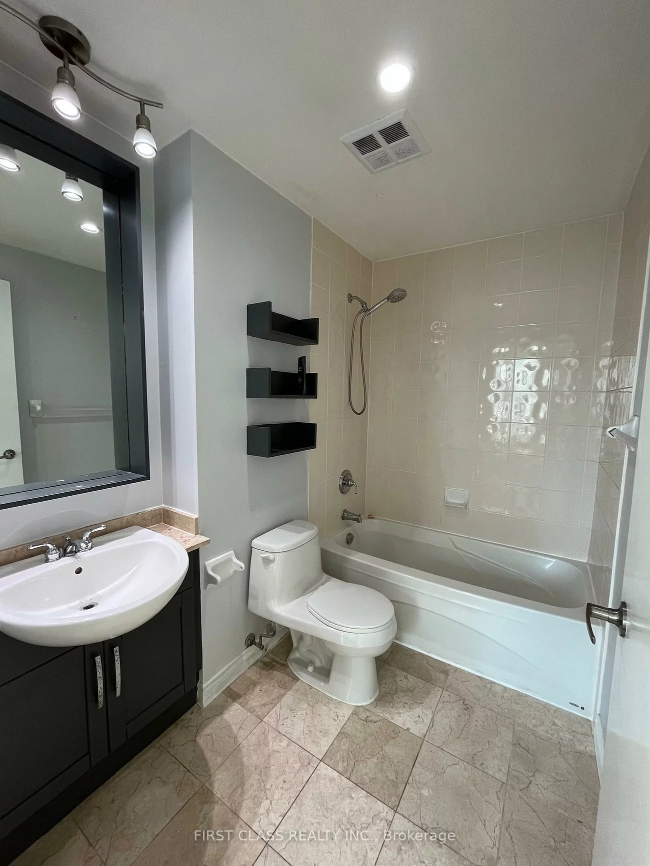 60, Byng, Willowdale East, Toronto