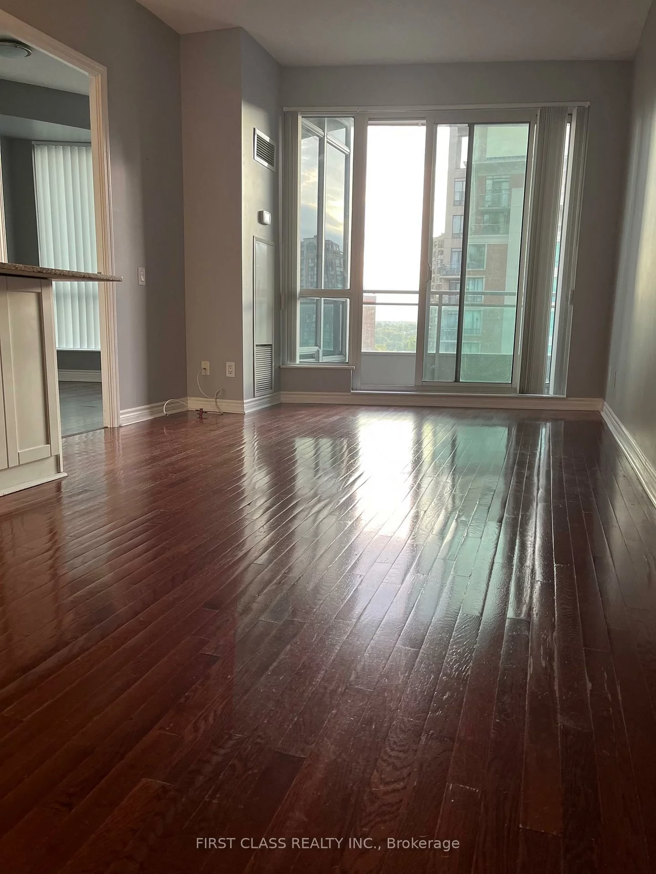 60, Byng, Willowdale East, Toronto