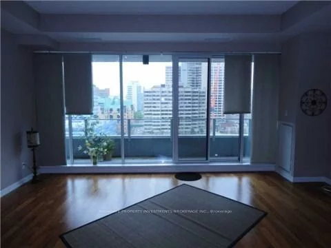 111, Elizabeth, Bay Street Corridor, Toronto