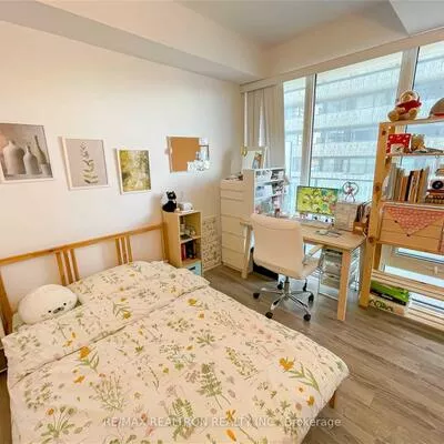 42, Charles, Church-Yonge Corridor, Toronto