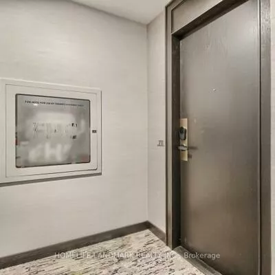 23, Hollywood, Willowdale East, Toronto