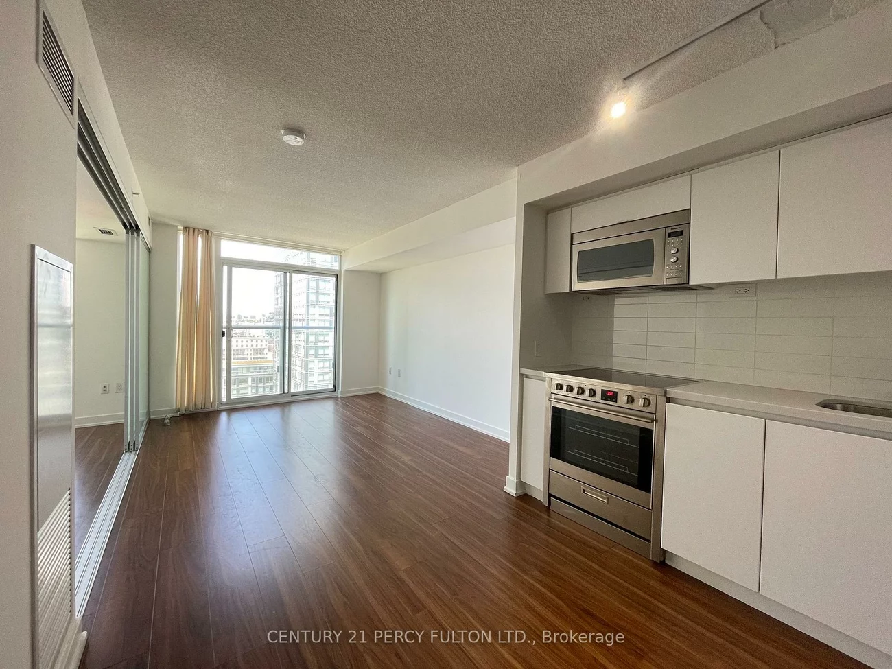 85, Queens Wharf, Waterfront Communities C1, Toronto
