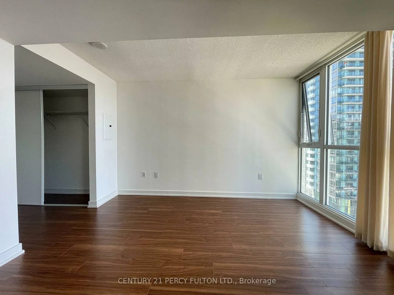 85, Queens Wharf, Waterfront Communities C1, Toronto