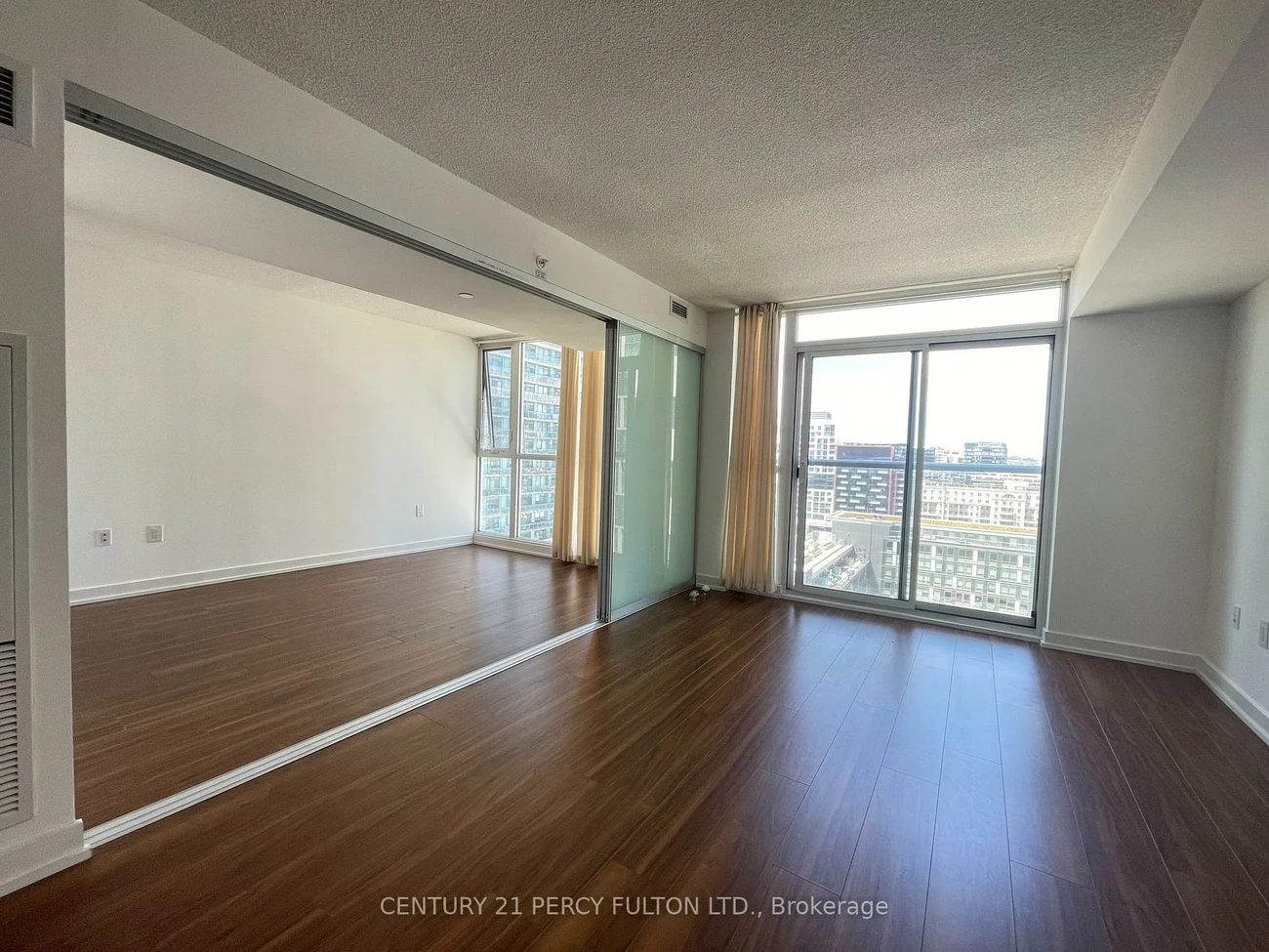 85, Queens Wharf, Waterfront Communities C1, Toronto