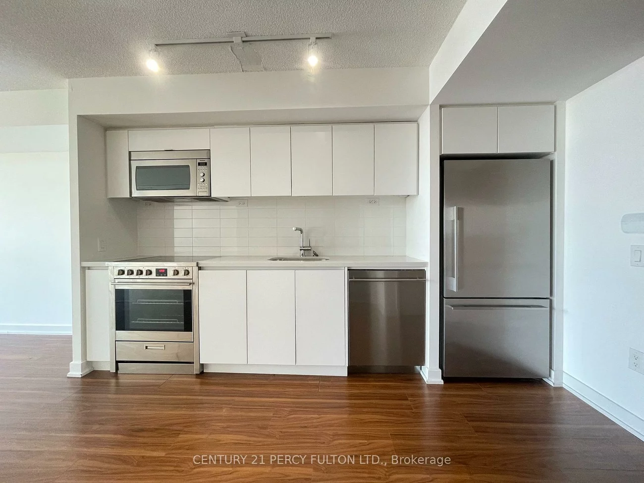 85, Queens Wharf, Waterfront Communities C1, Toronto