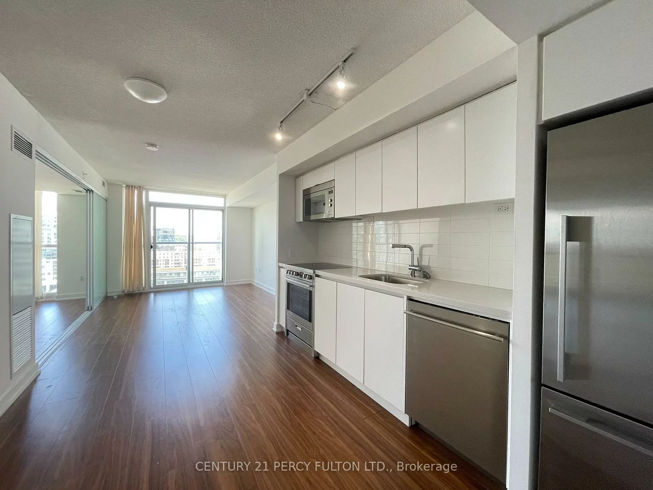 85, Queens Wharf, Waterfront Communities C1, Toronto