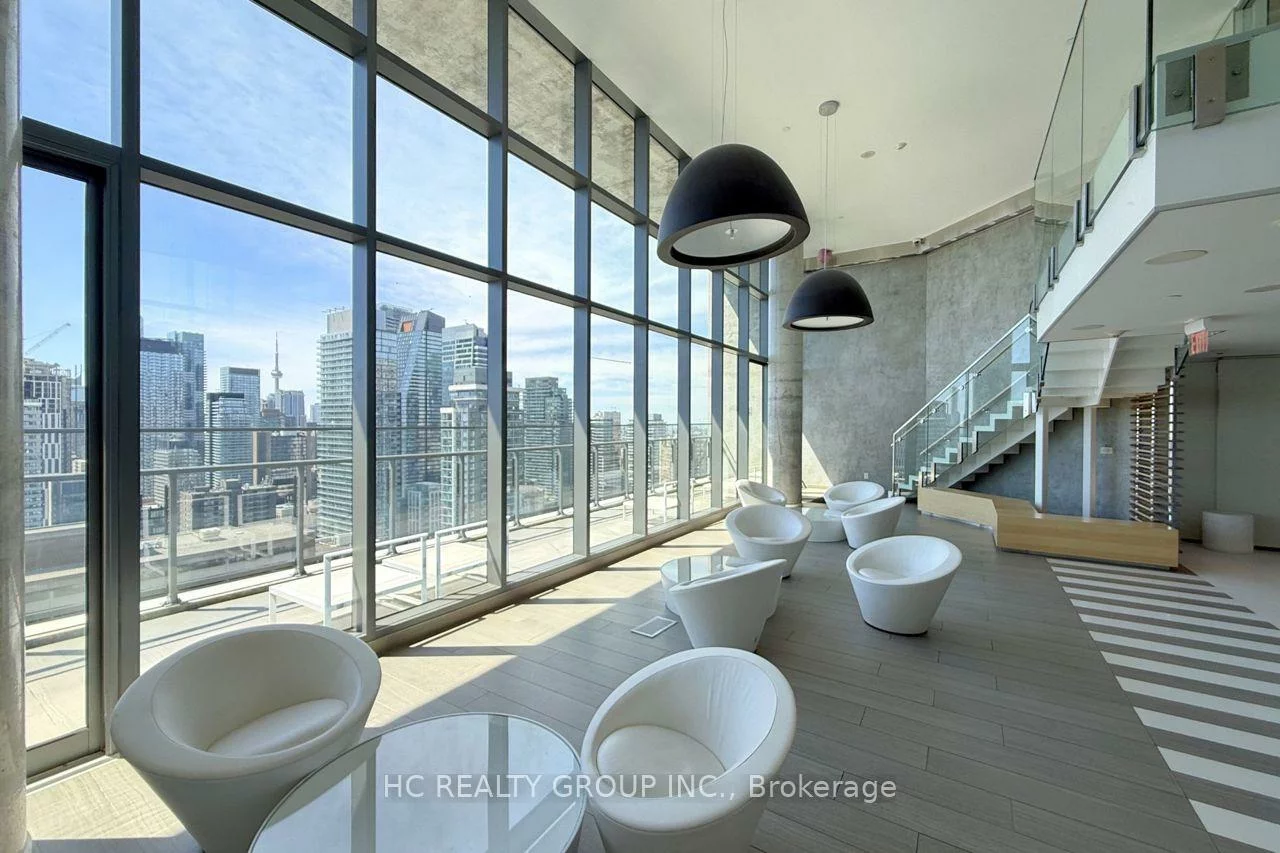 45, Charles, Church-Yonge Corridor, Toronto