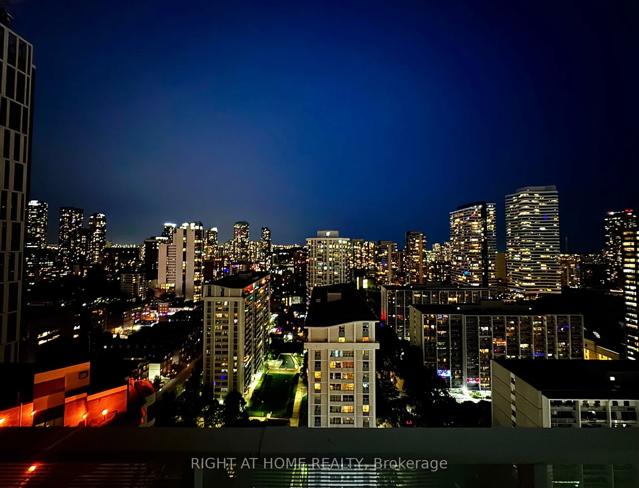 501, Yonge, Church-Yonge Corridor, Toronto