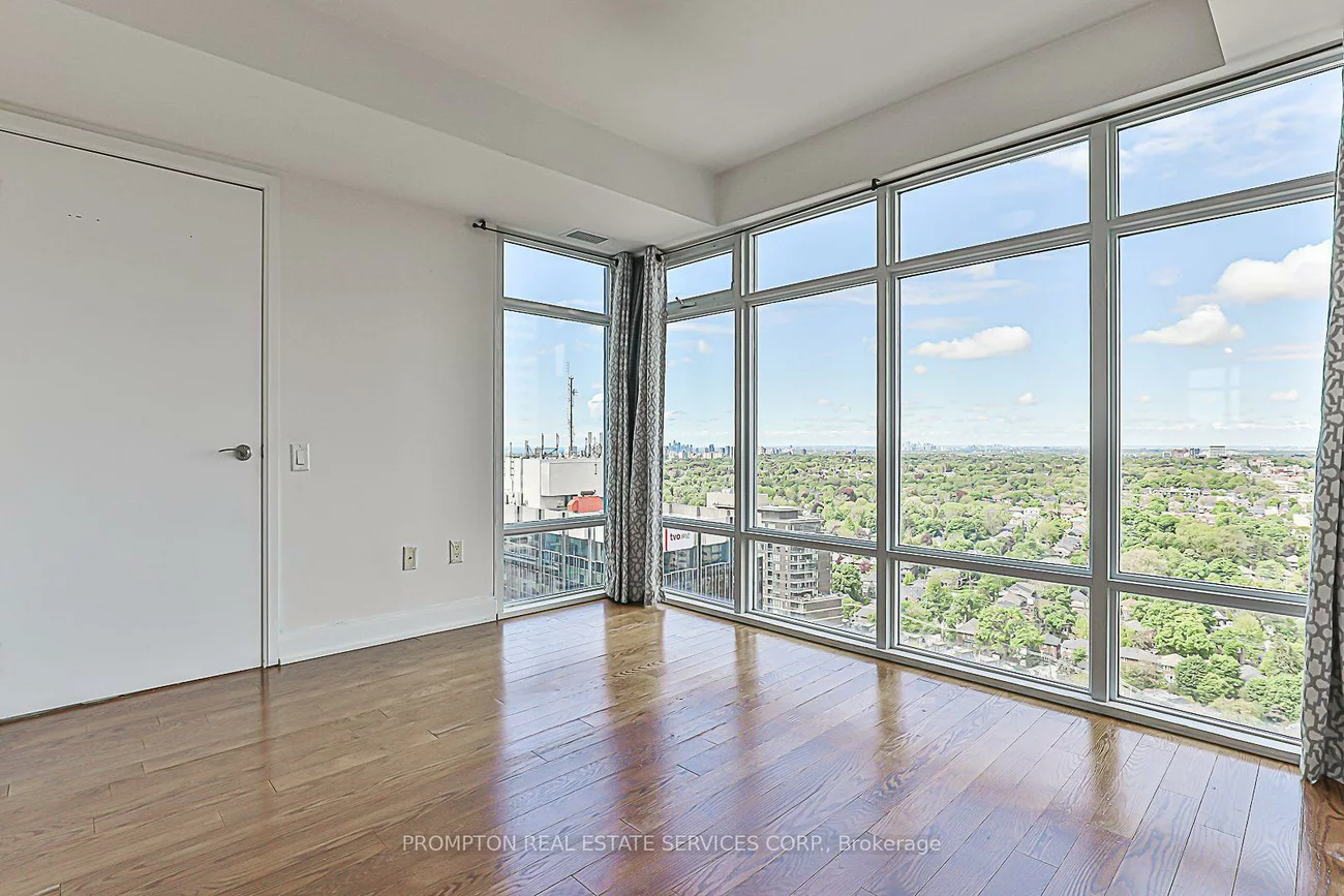 2191, YONGE, Mount Pleasant West, Toronto