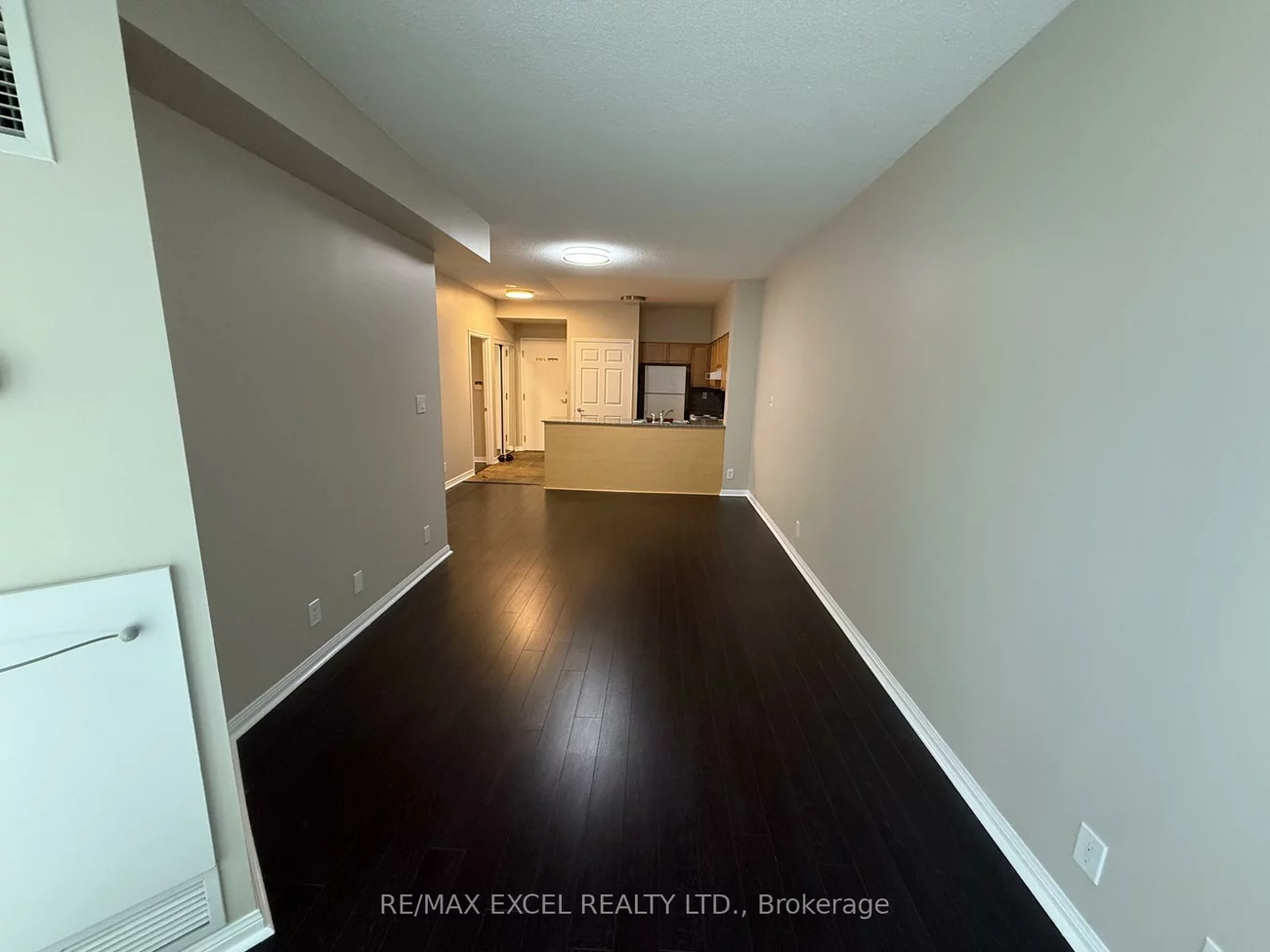 228, Queens, Waterfront Communities C1, Toronto