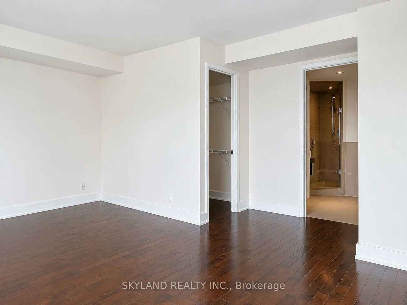 676, Sheppard, Bayview Village, Toronto
