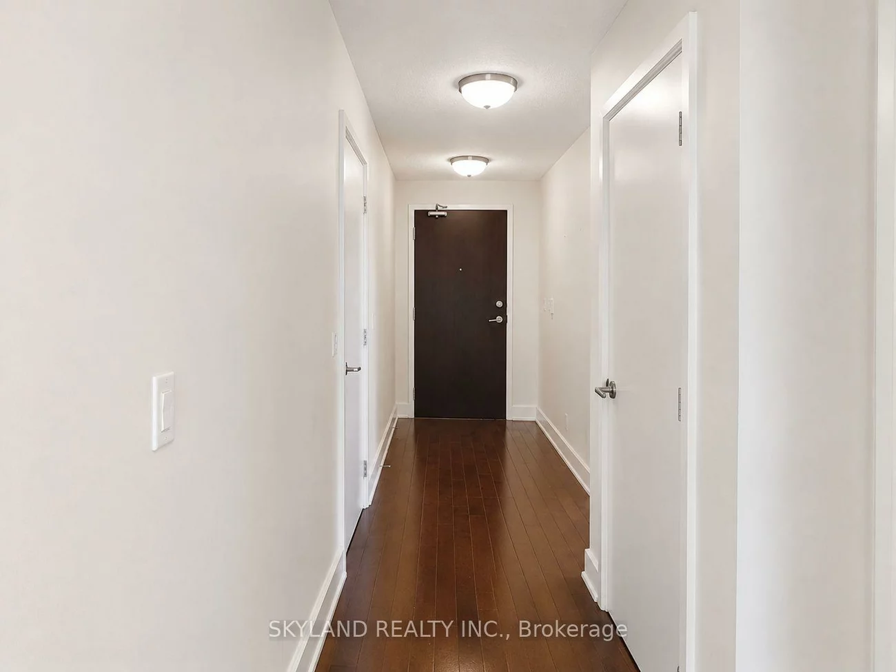 676, Sheppard, Bayview Village, Toronto
