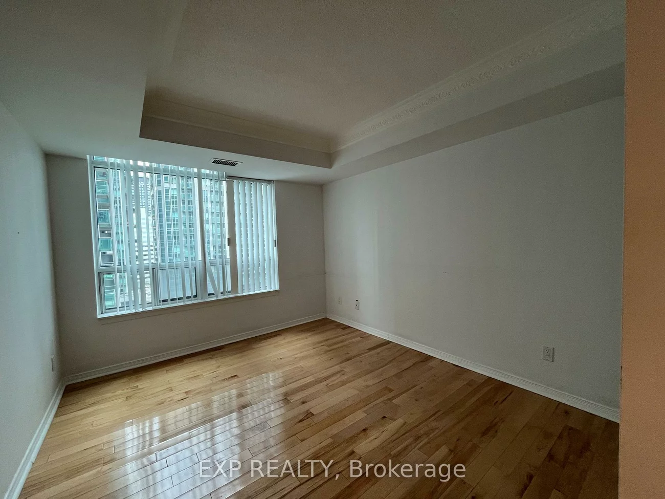 28, Harrison Garden, Willowdale East, Toronto