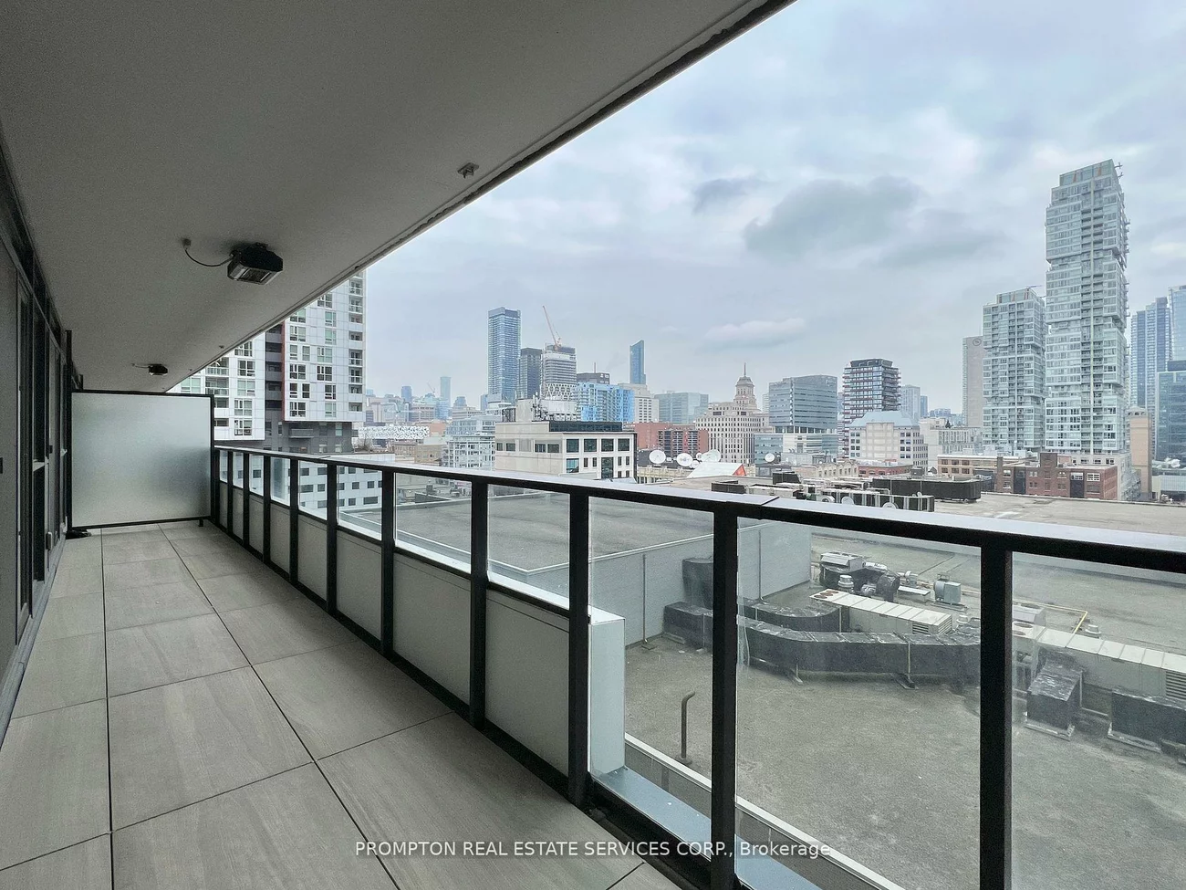 38, Widmer, Waterfront Communities C1, Toronto