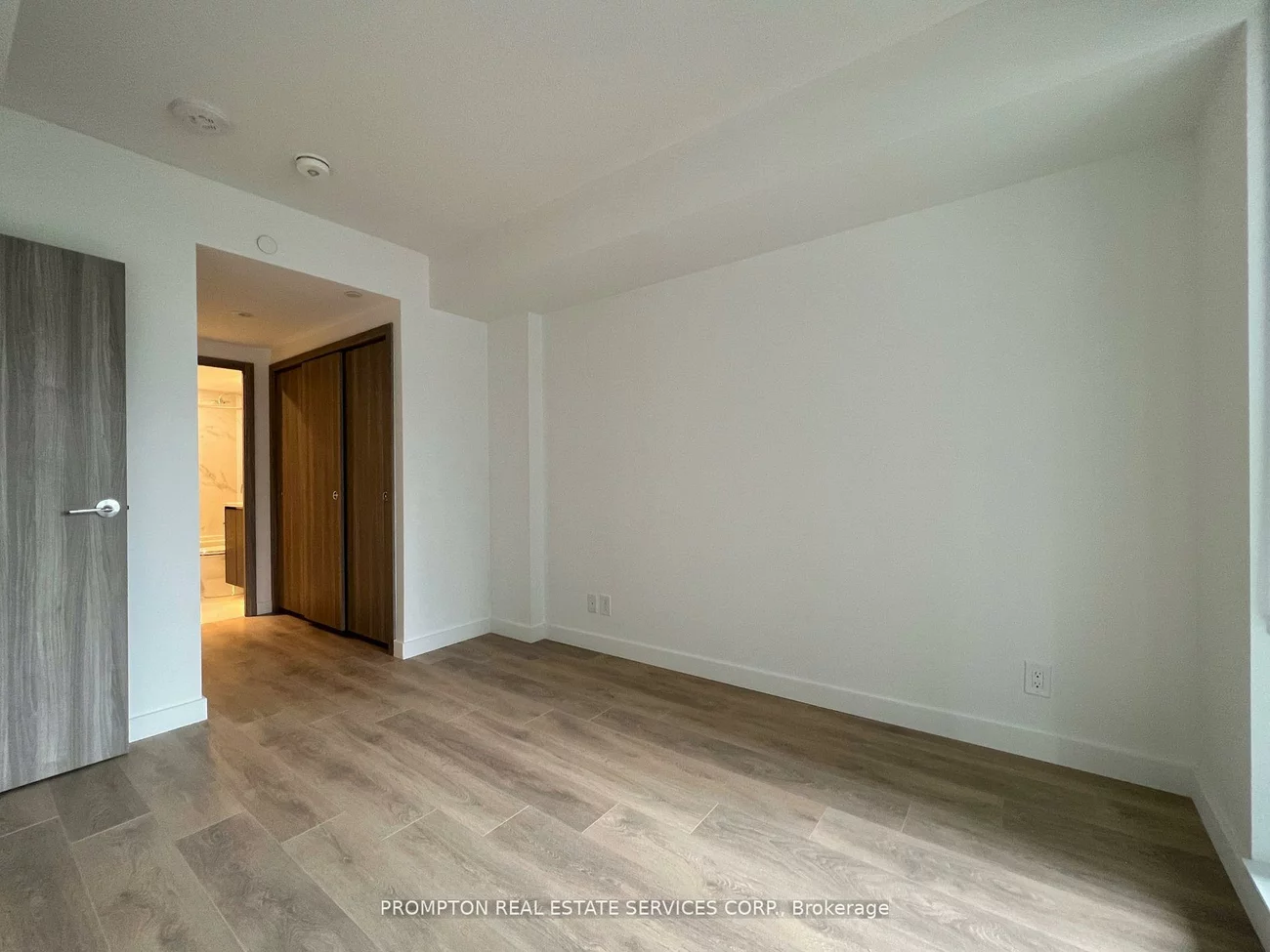 38, Widmer, Waterfront Communities C1, Toronto