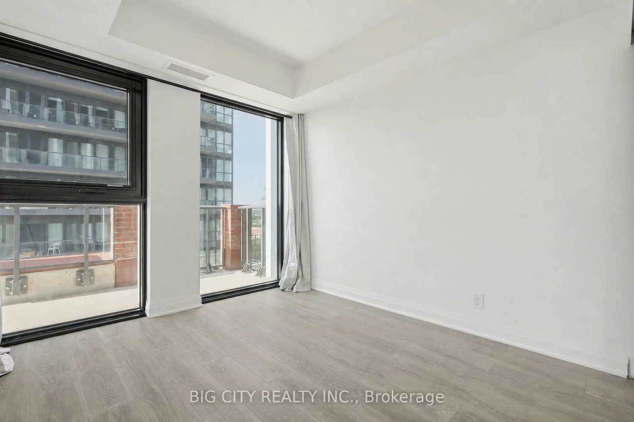 25, Frederick Todd, Thorncliffe Park, Toronto