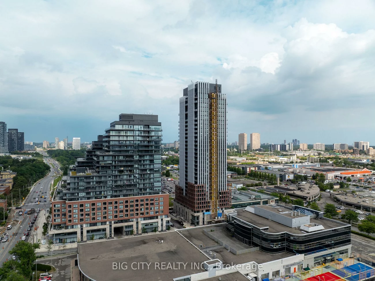 25, Frederick Todd, Thorncliffe Park, Toronto
