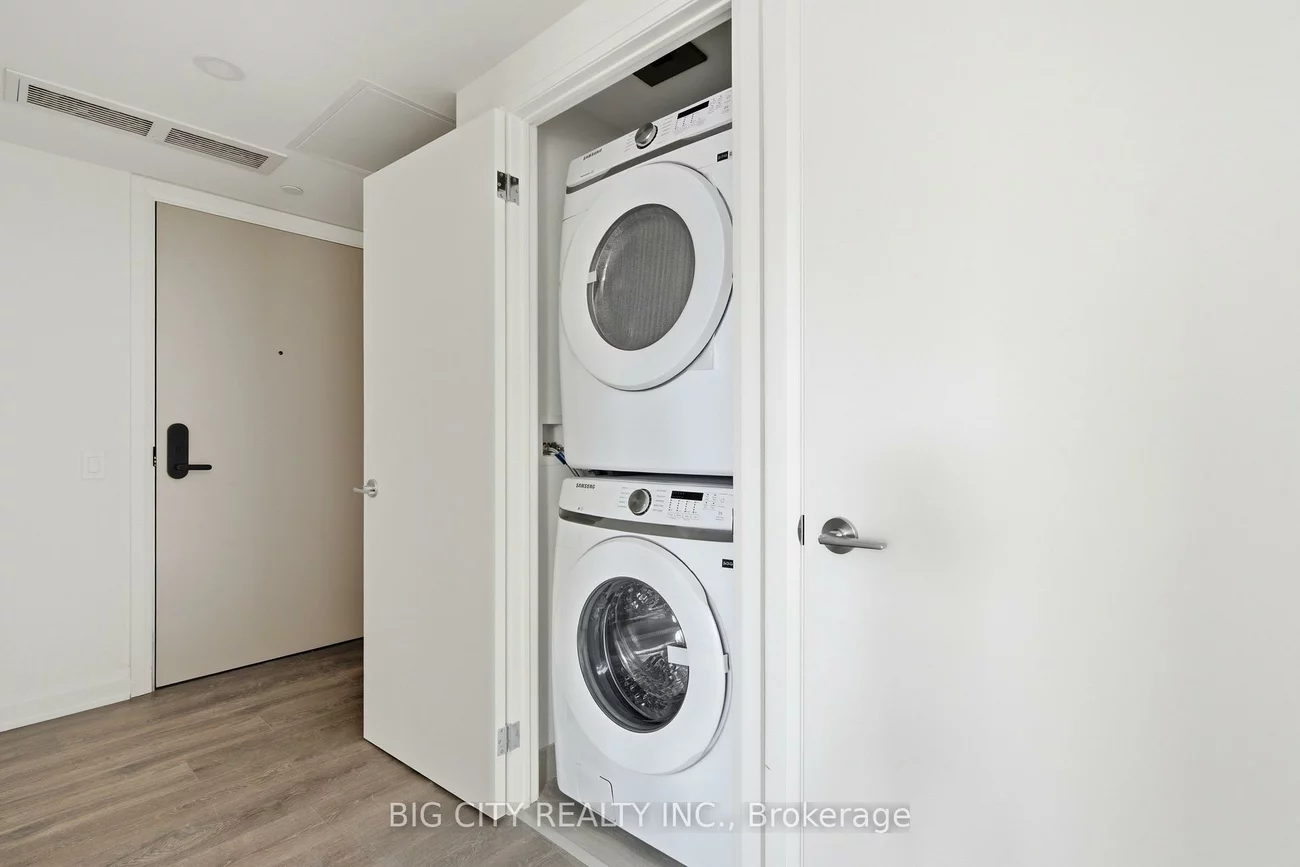 25, Frederick Todd, Thorncliffe Park, Toronto