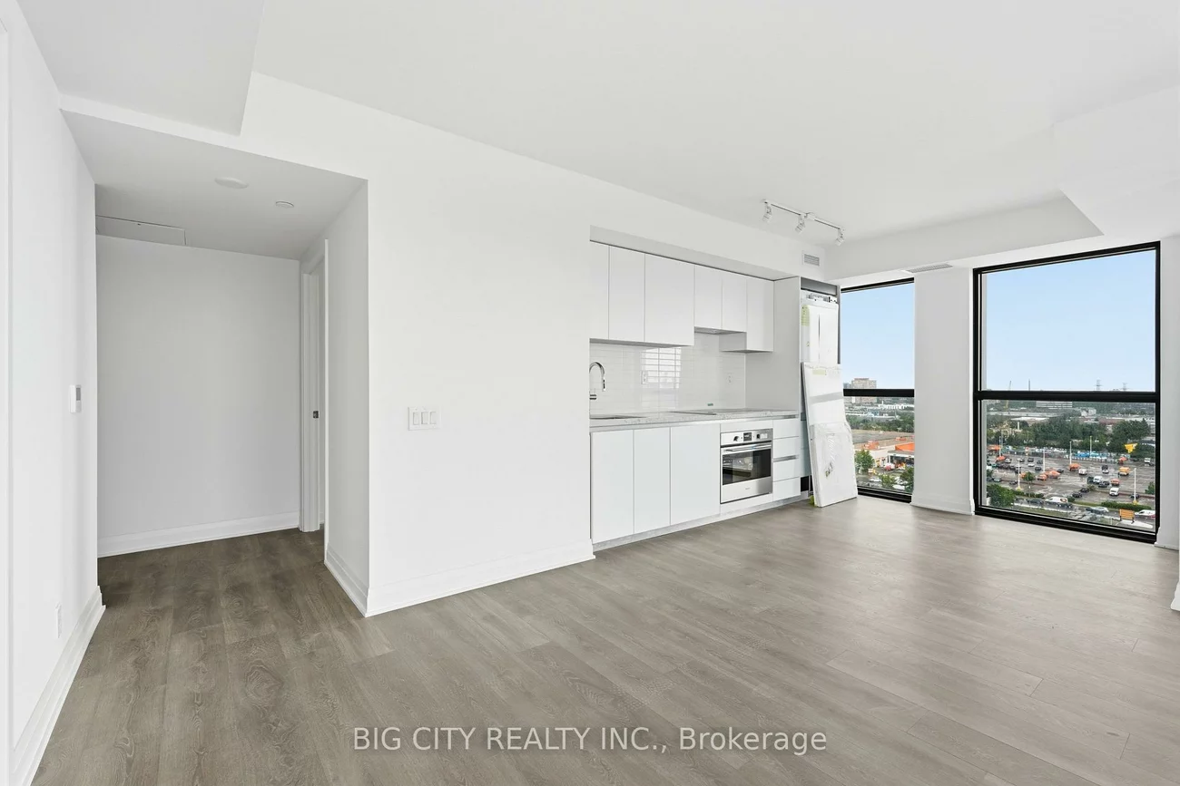 25, Frederick Todd, Thorncliffe Park, Toronto