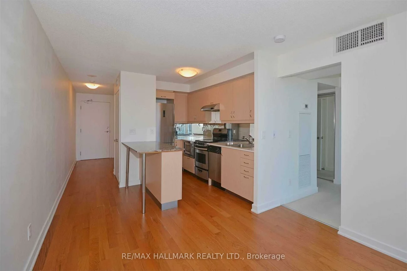 320, Richmond, Moss Park, Toronto