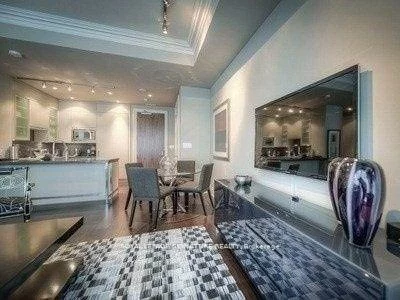 55, Scollard, Annex, Toronto