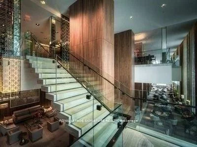 55, Scollard, Annex, Toronto