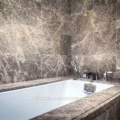 55, Scollard, Annex, Toronto