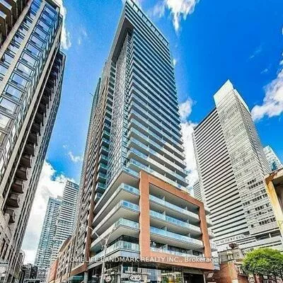 8, Mercer, Waterfront Communities C1, Toronto