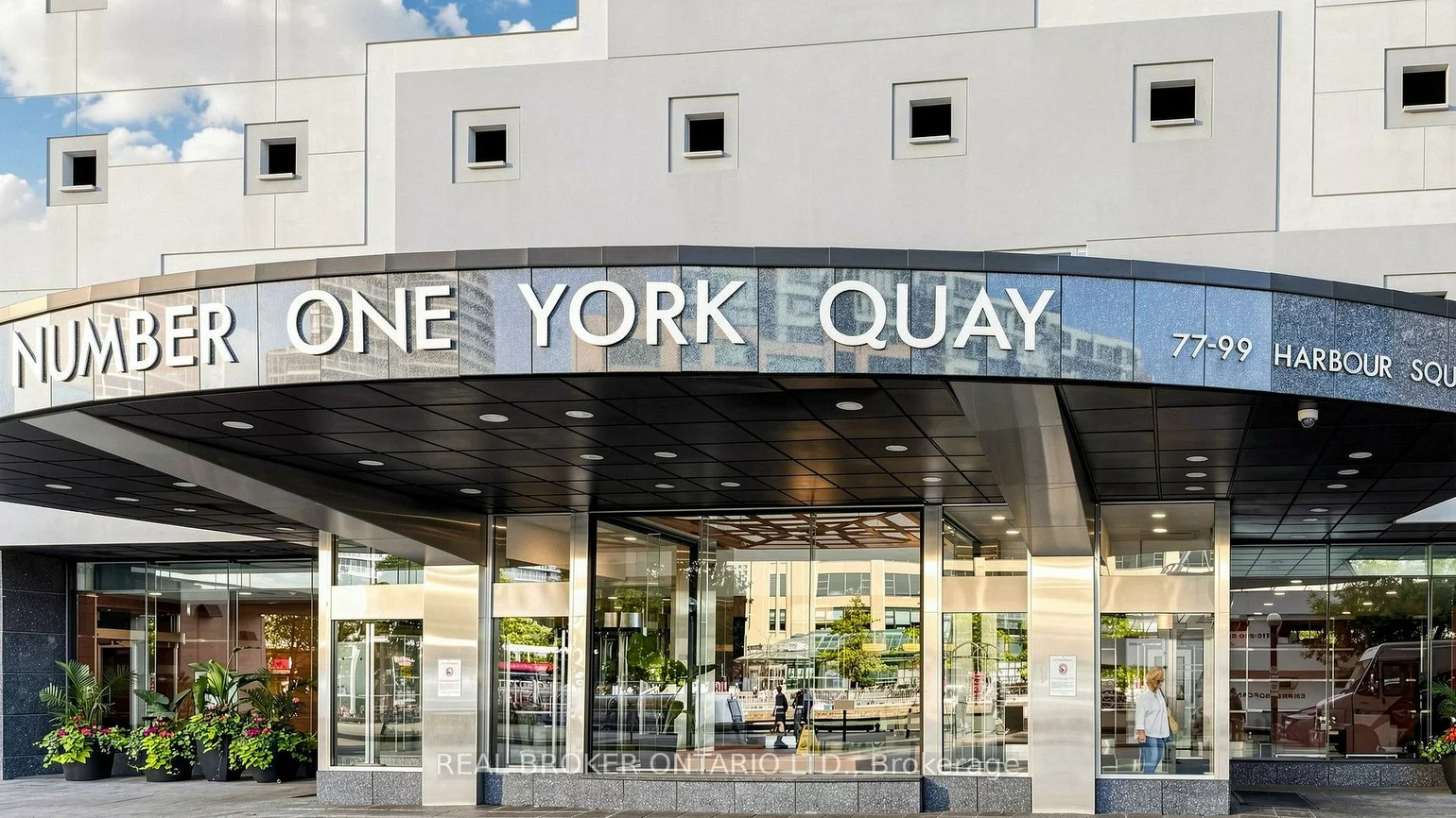 99, Harbour, Waterfront Communities C1, Toronto
