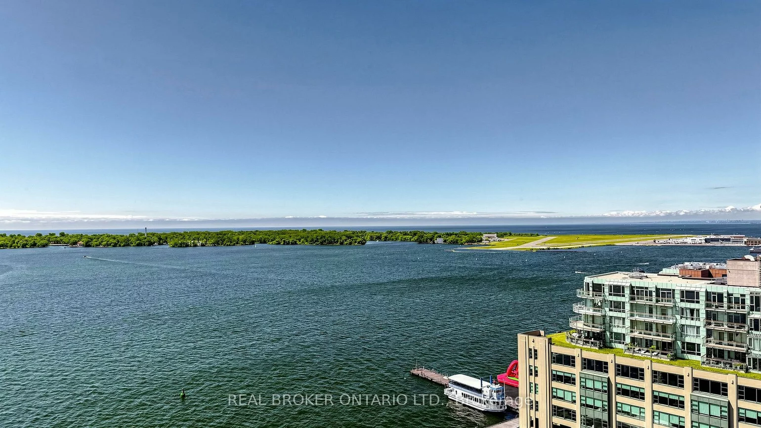 99, Harbour, Waterfront Communities C1, Toronto