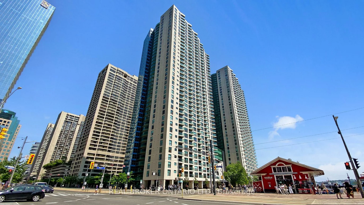 99, Harbour, Waterfront Communities C1, Toronto
