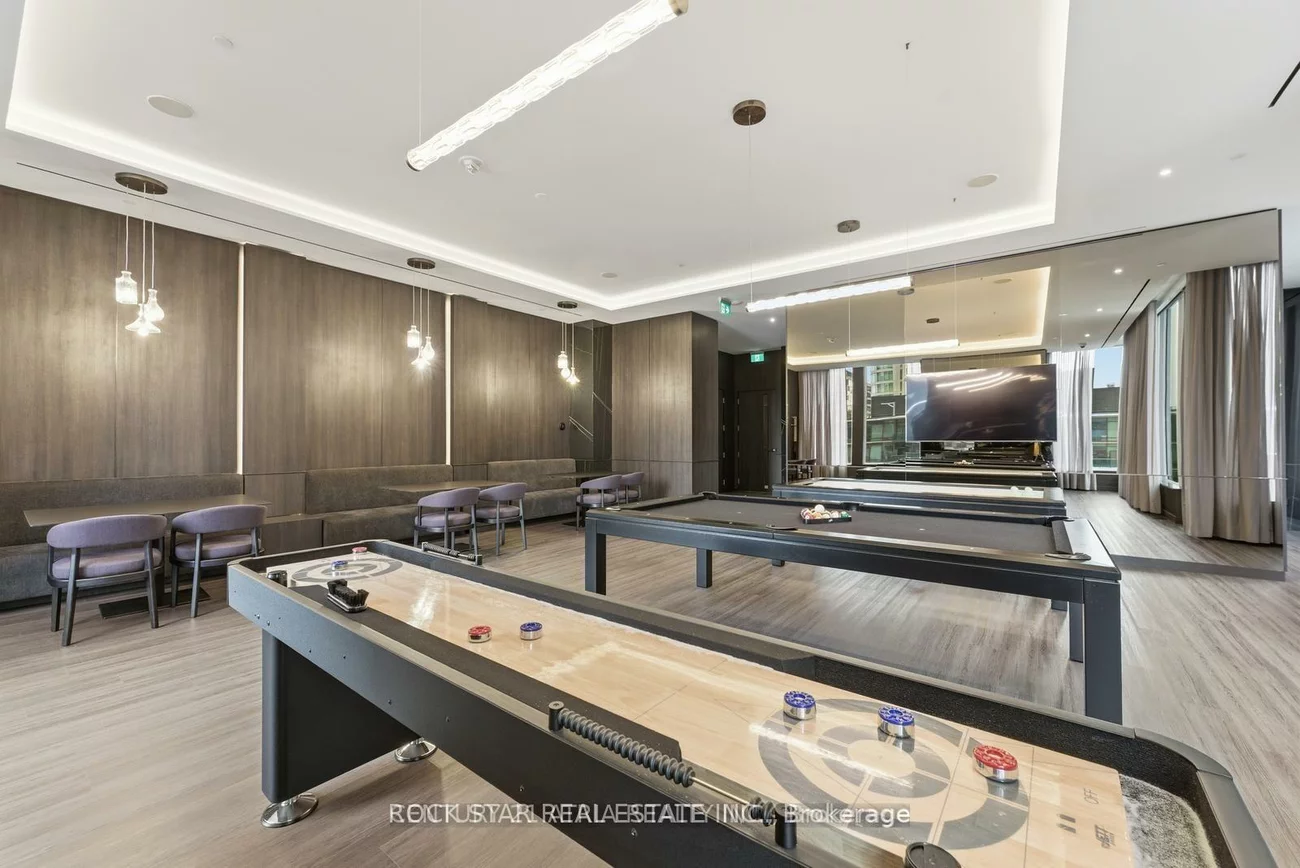11, Yorkville, Annex, Toronto