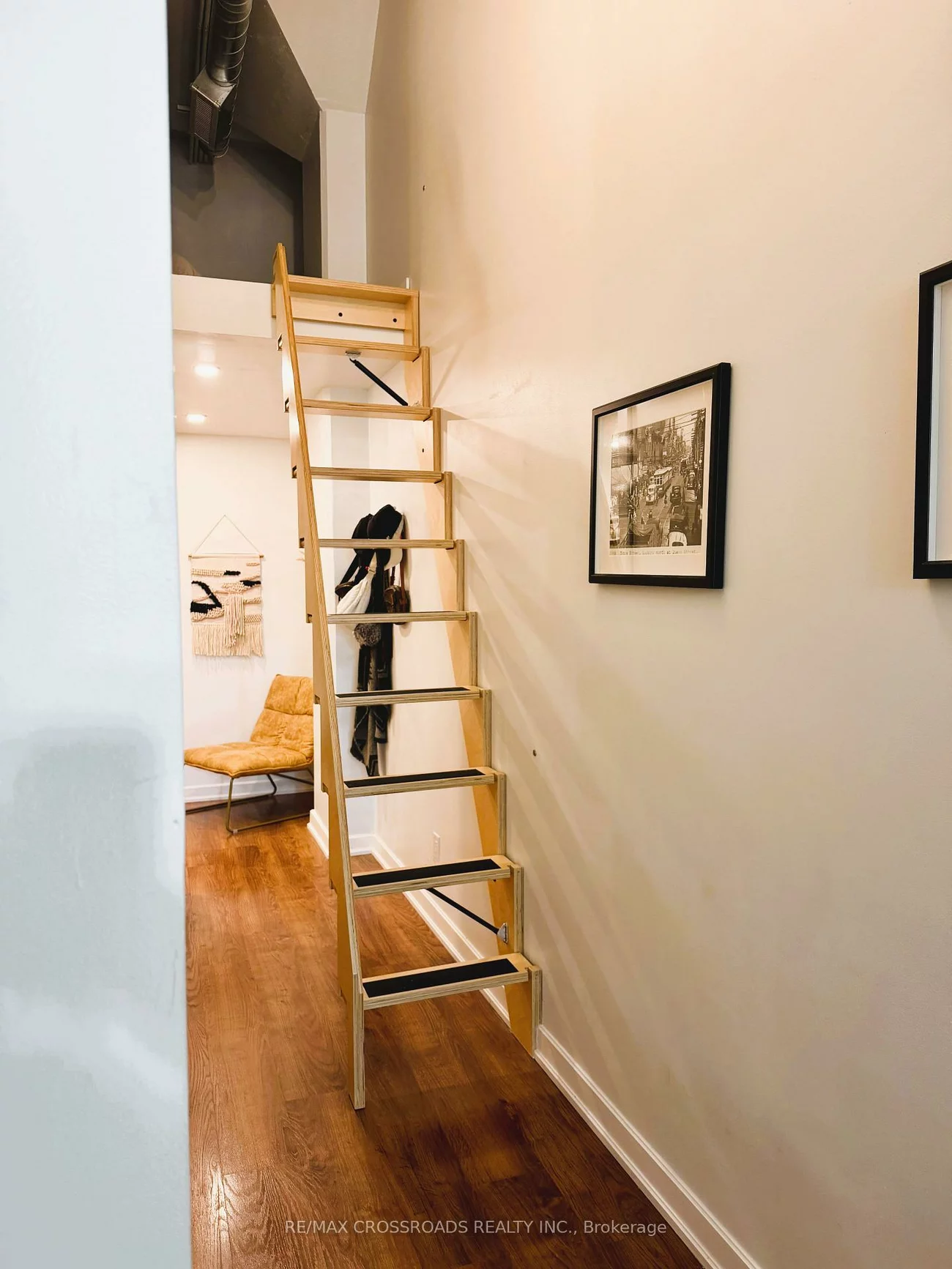 380, Macpherson, Casa Loma, Toronto