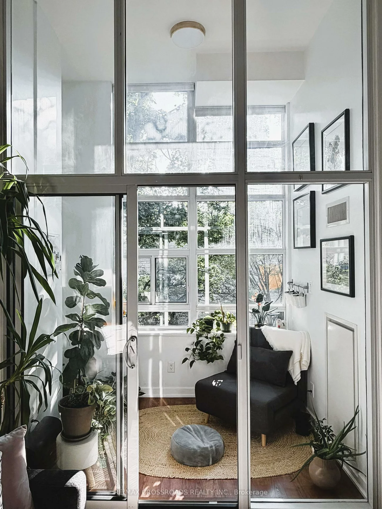 380, Macpherson, Casa Loma, Toronto