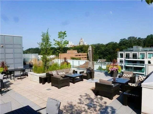 380, Macpherson, Casa Loma, Toronto