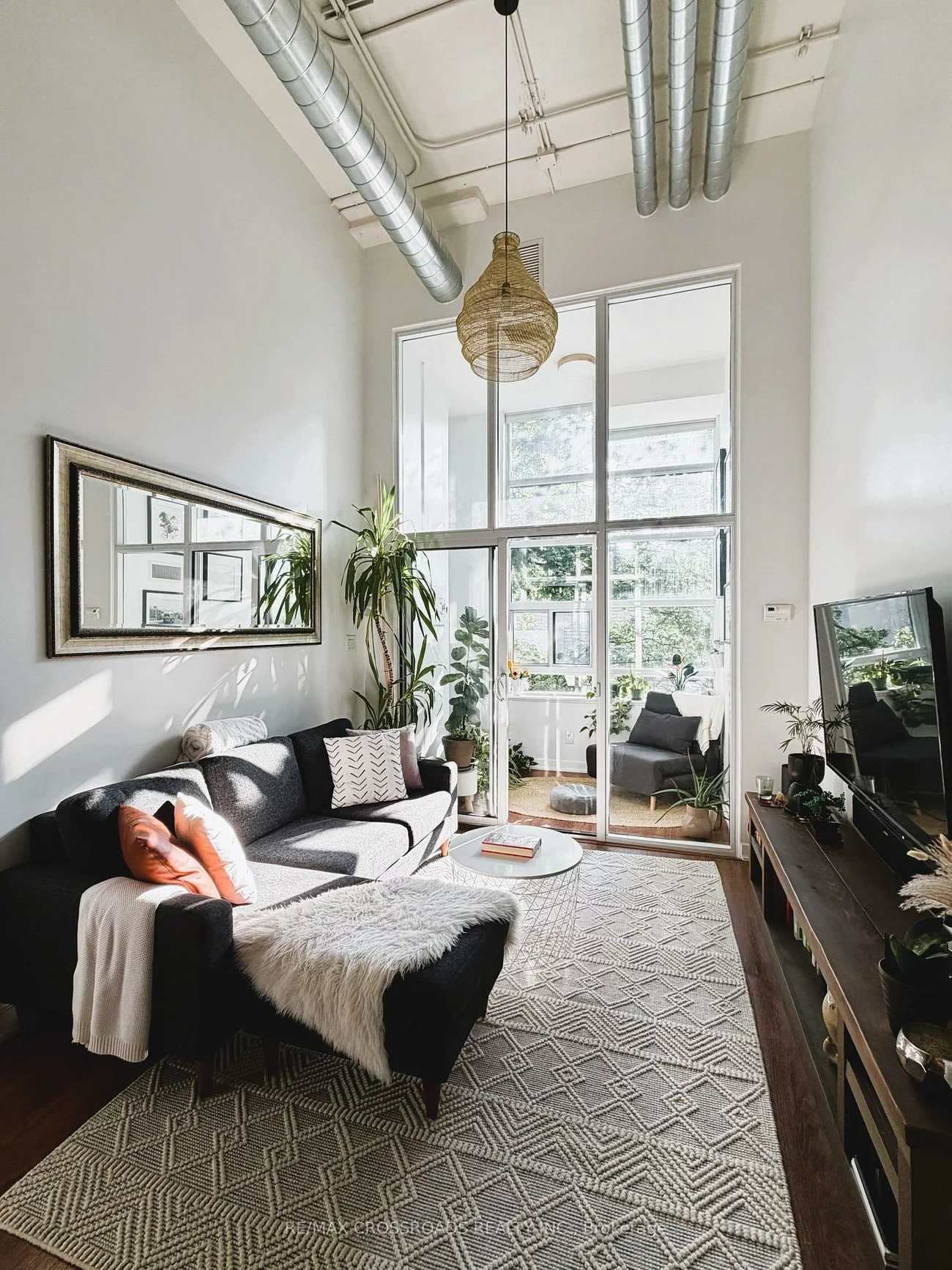 380, Macpherson, Casa Loma, Toronto