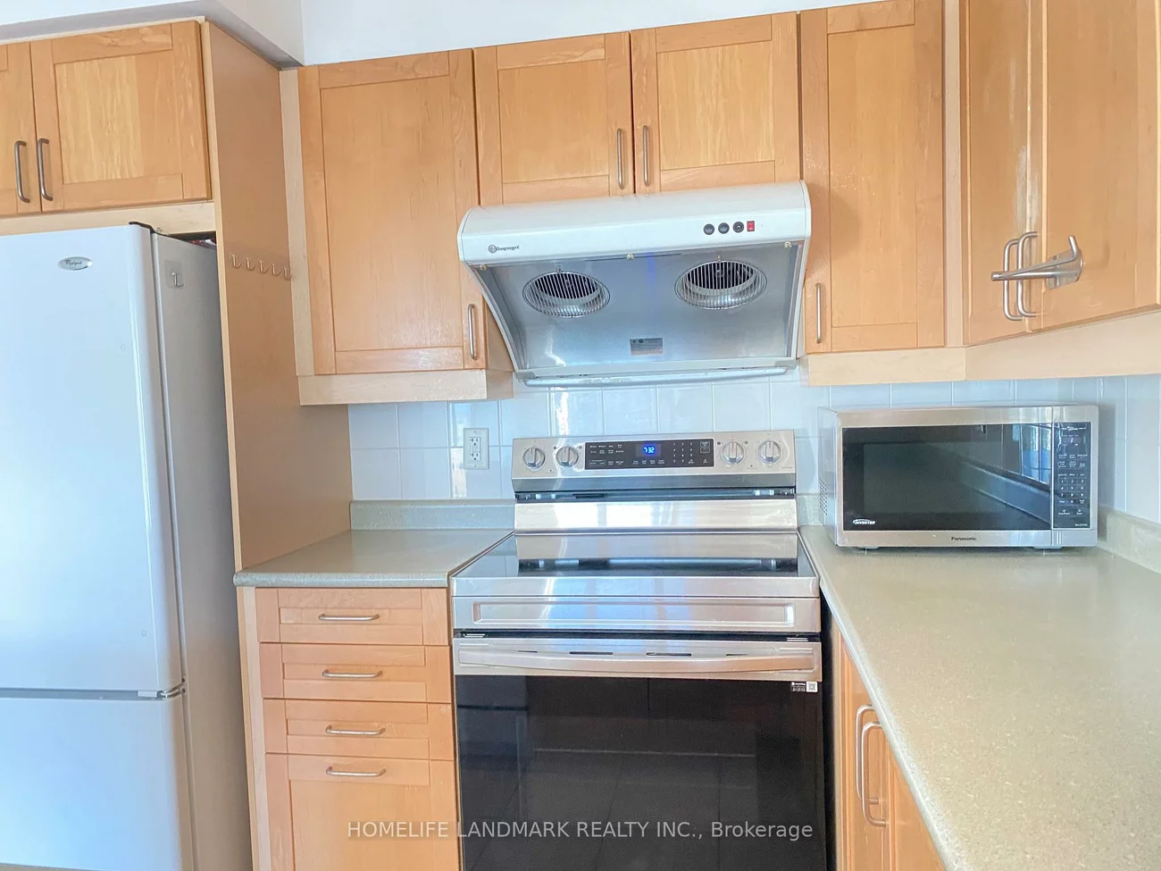 205, The Donway W, Banbury-Don Mills, Toronto