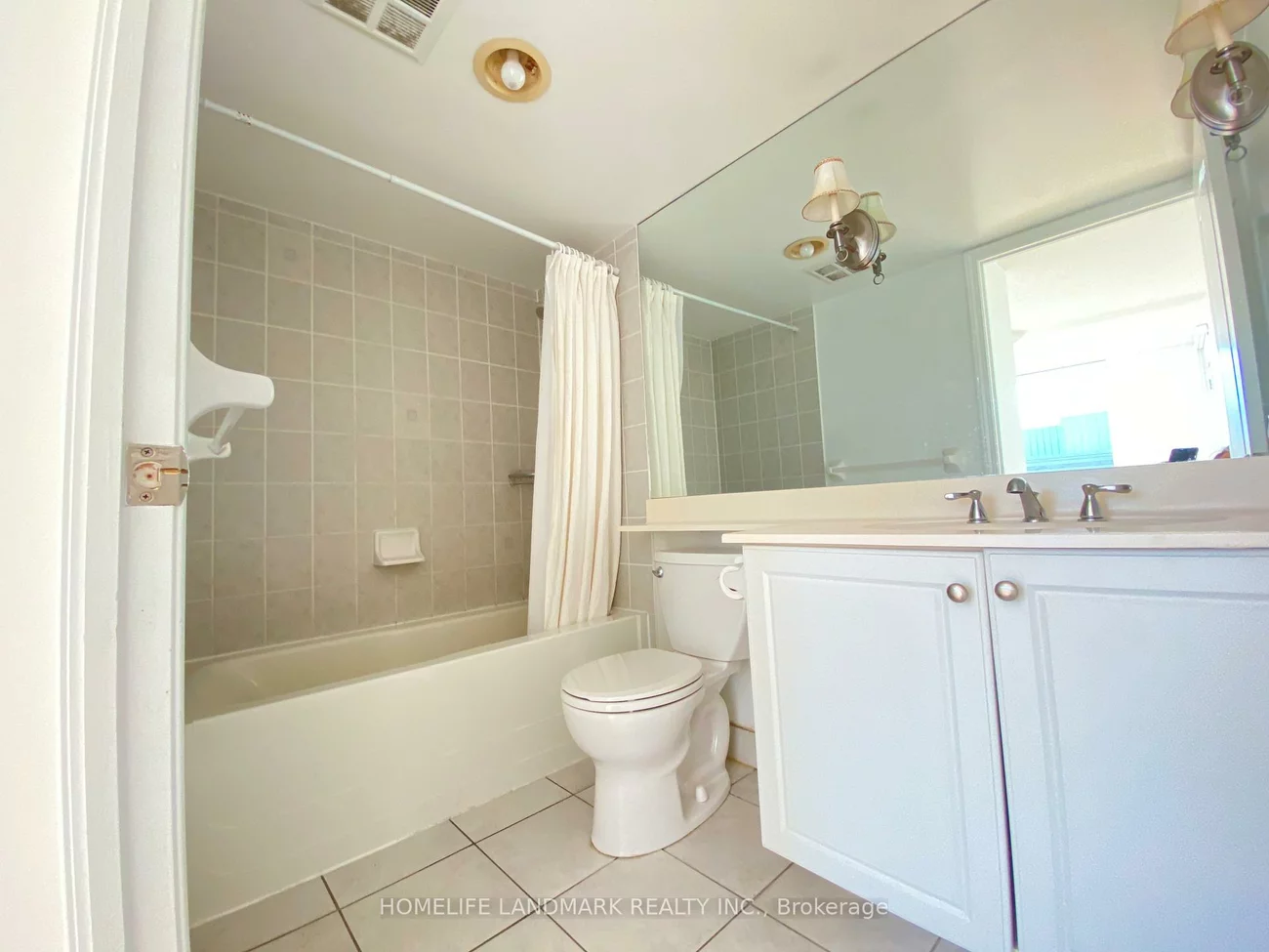 205, The Donway W, Banbury-Don Mills, Toronto