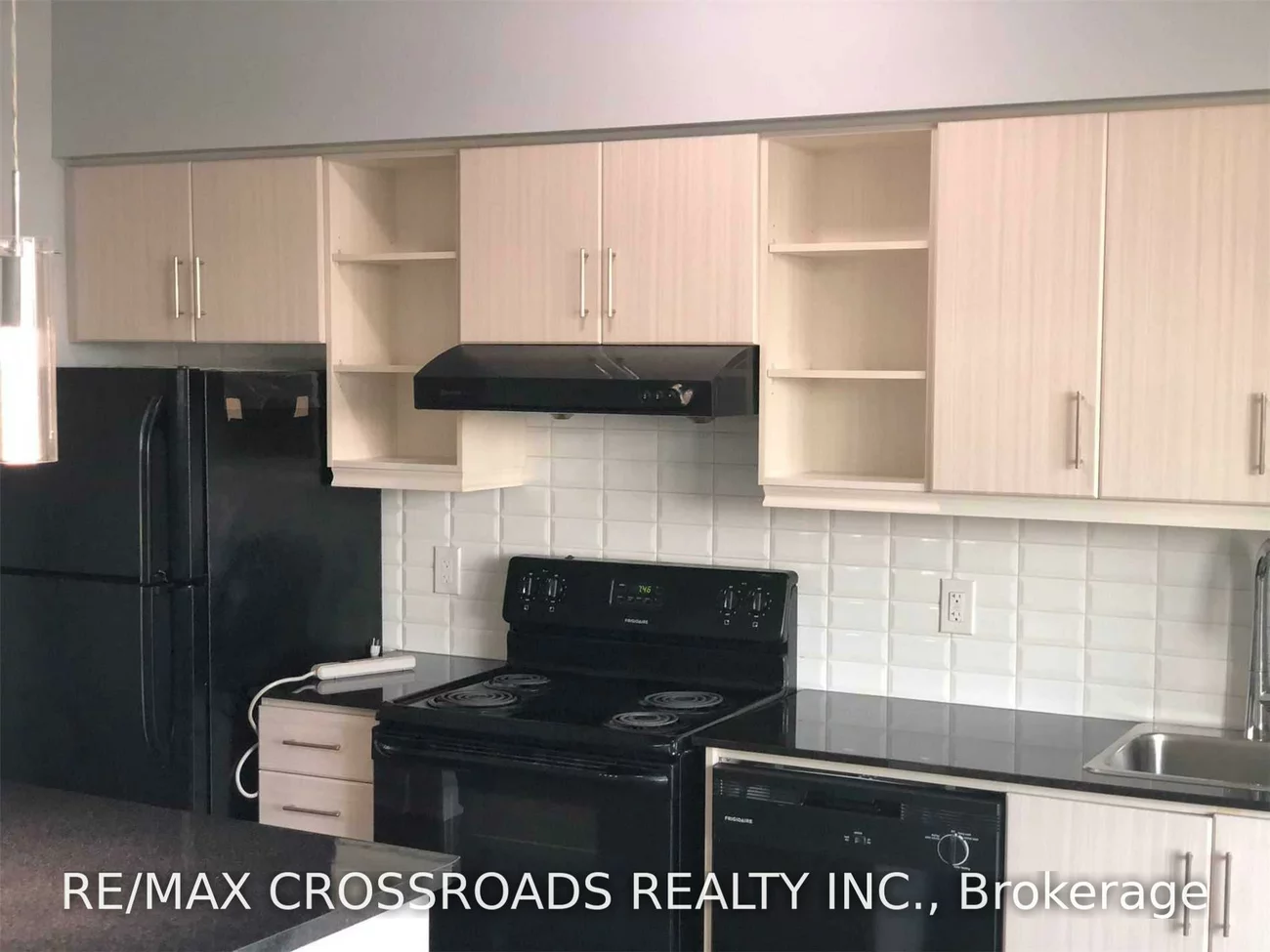 160, Vanderhoof, Thorncliffe Park, Toronto