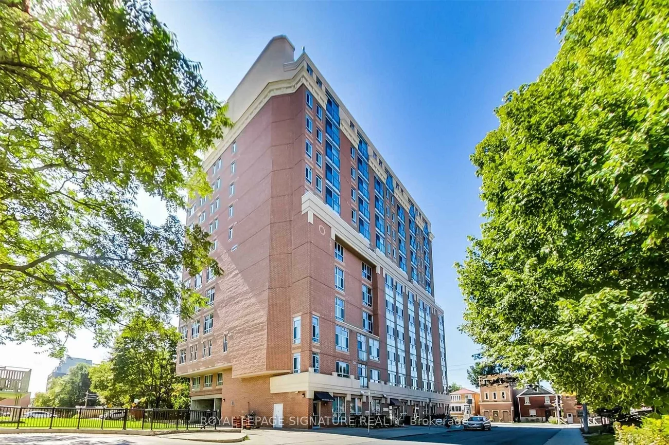 15, Maplewood, Humewood-Cedarvale, Toronto