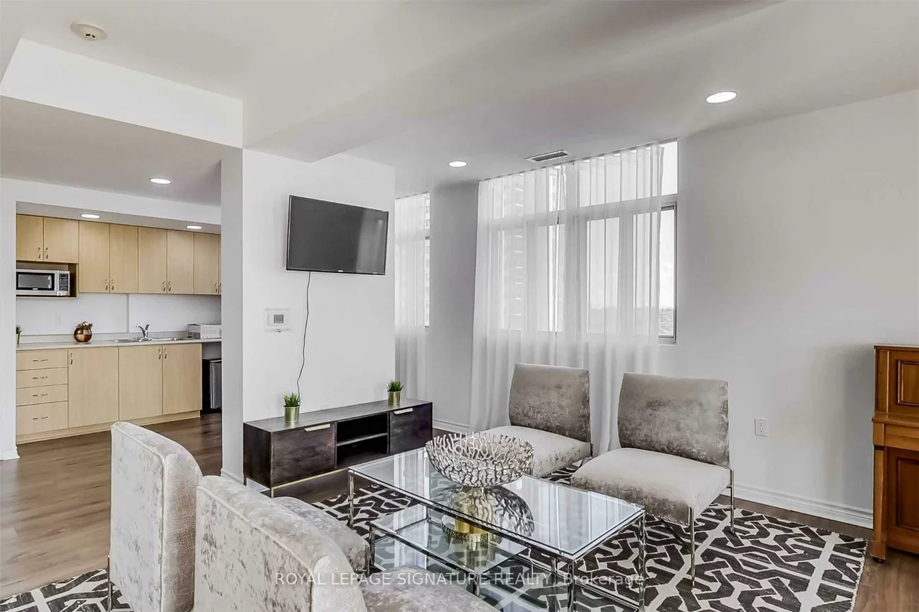 15, Maplewood, Humewood-Cedarvale, Toronto