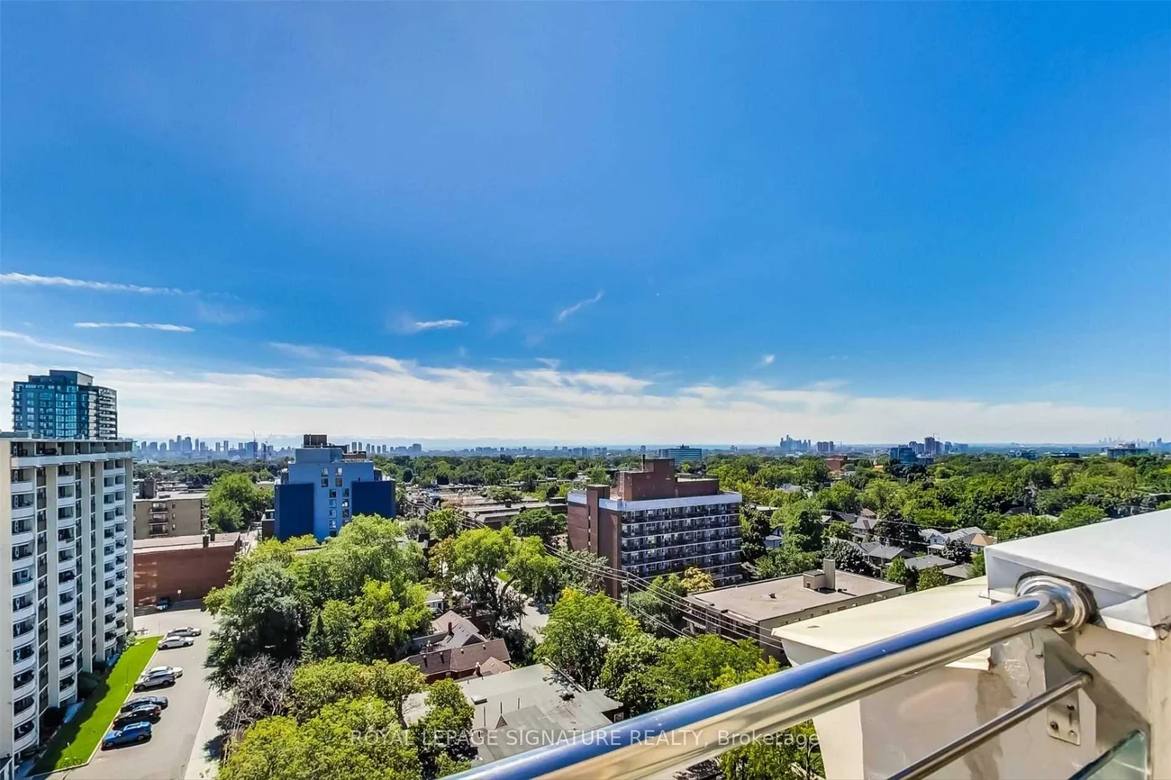 15, Maplewood, Humewood-Cedarvale, Toronto