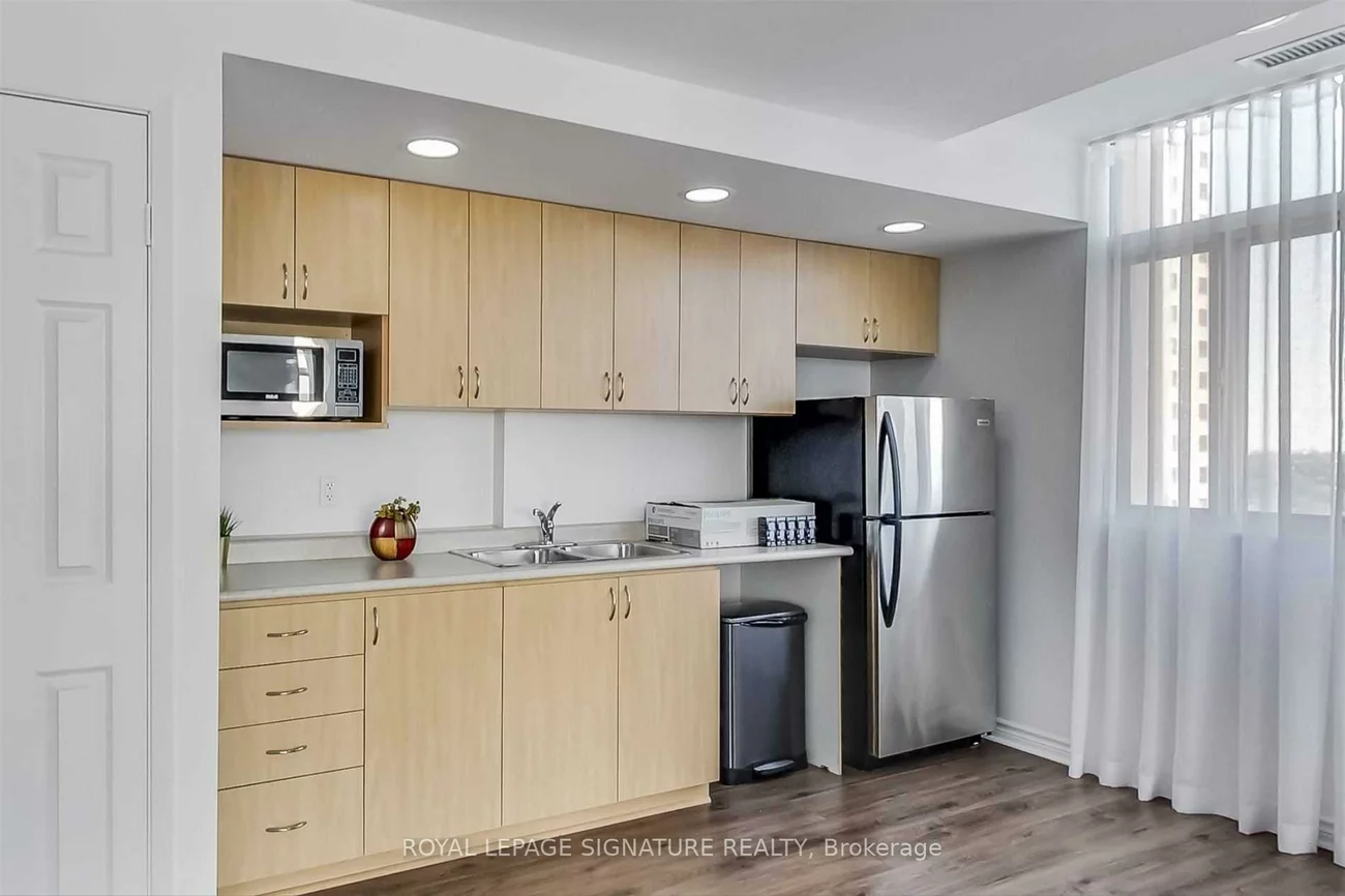 15, Maplewood, Humewood-Cedarvale, Toronto