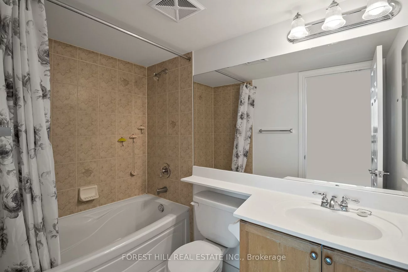 15, Greenview, Newtonbrook West, Toronto